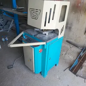 Stanok Ütuk