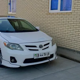 Toyota Corolla 2012