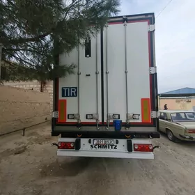 Schmitz Cargobull 2019
