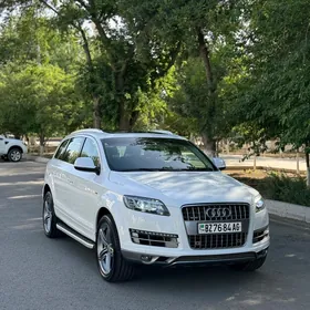 Audi Q7 2011