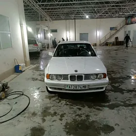 BMW 525 1993