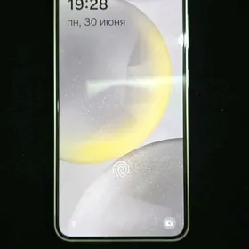 Samsung S 24