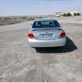 Toyota Camry 2004