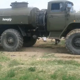 Ural 4320 1989
