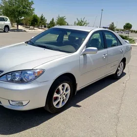 Toyota Camry 2005