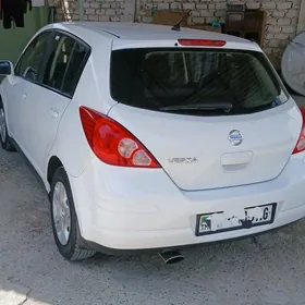 Nissan Versa 2009