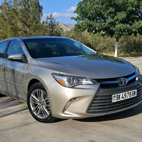 Toyota Camry 2017