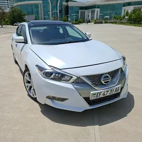 Nissan Maxima 2019