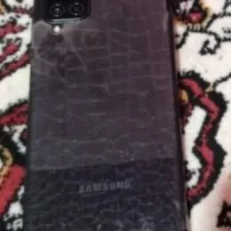 SAMSUNG A12