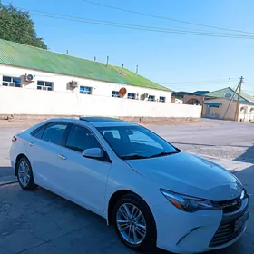 Toyota Camry 2016