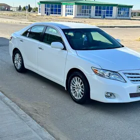 Toyota Camry 2010