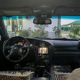 Nissan Pathfinder 2003
