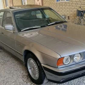 BMW 525 1989