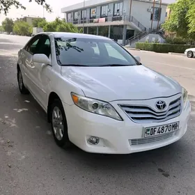 Toyota Camry 2010