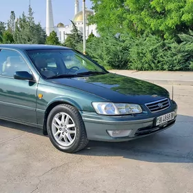 Toyota Camry 1999