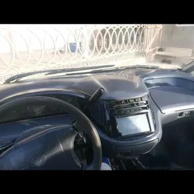 Toyota Previa 1993