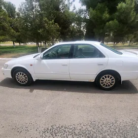 Toyota Camry 1998