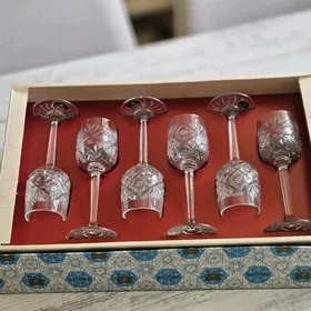 Хрусталь.