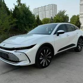 Toyota Crown 2023