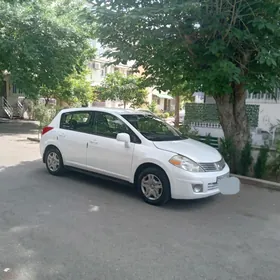 Nissan Versa 2009