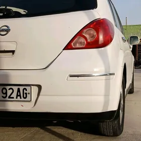 Nissan Versa 2009
