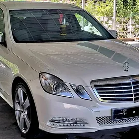 Mercedes-Benz E350 2011