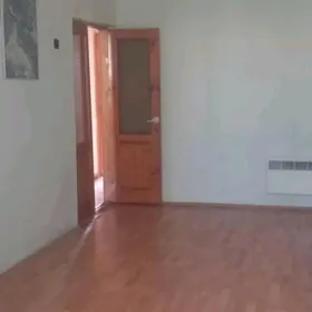 Продам 3ком Гаудан Б Юбилейный
