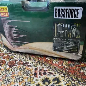Bossfarse