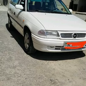 Opel Astra 1993