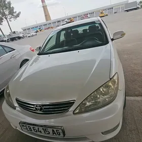 Toyota Camry 2005