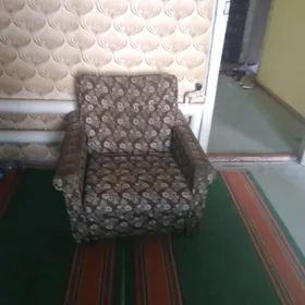 кресло и диван