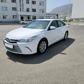 Toyota Camry 2017