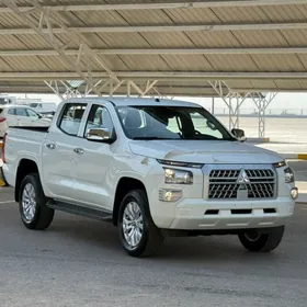 Mitsubishi L200 2024