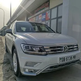 Volkswagen Tiguan 2021