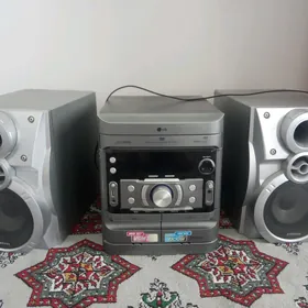 LG