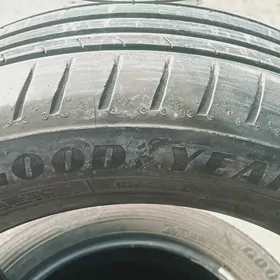 205 55 16 GOOD YEAR
