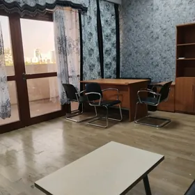 ARENDA OFIS 1 KOMNAT 40 KW