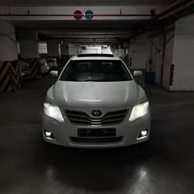Toyota Camry 2011