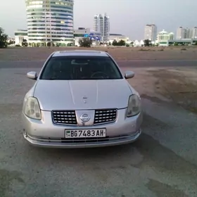 Nissan Maxima 2004