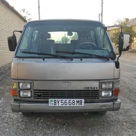 Toyota Hiace 1987