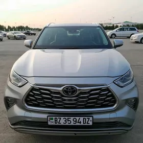 Toyota Highlander 2020