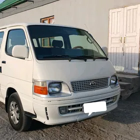 Toyota Hiace 2003