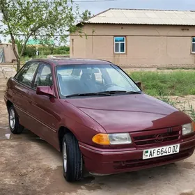 Opel Astra 1992