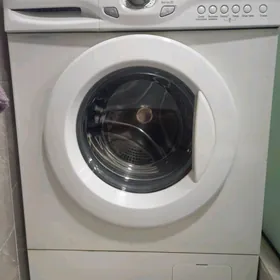 LG kir yuwujy
