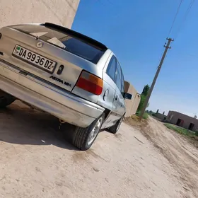 Opel Astra 1992