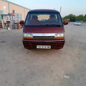 Toyota Hiace 1992