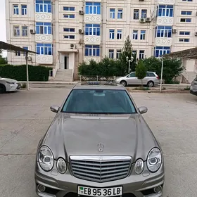 Mercedes-Benz E320 2003