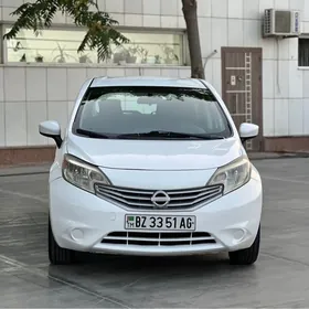 Nissan Versa 2015