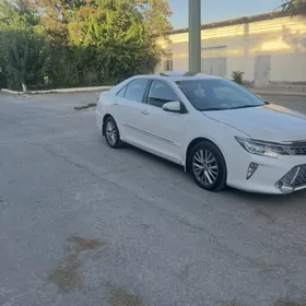 Toyota Camry 2014