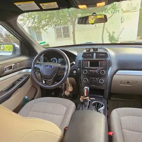 Ford Explorer 2018